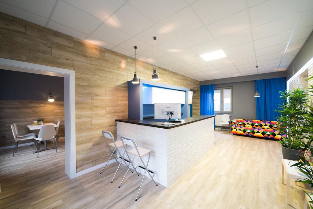 Hostel Filip 2 Gdansk Bagian luar foto