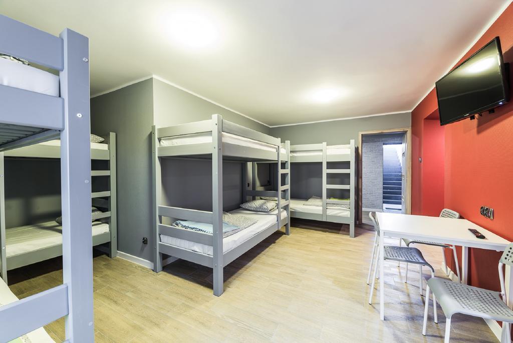 Hostel Filip 2 Gdansk Bagian luar foto